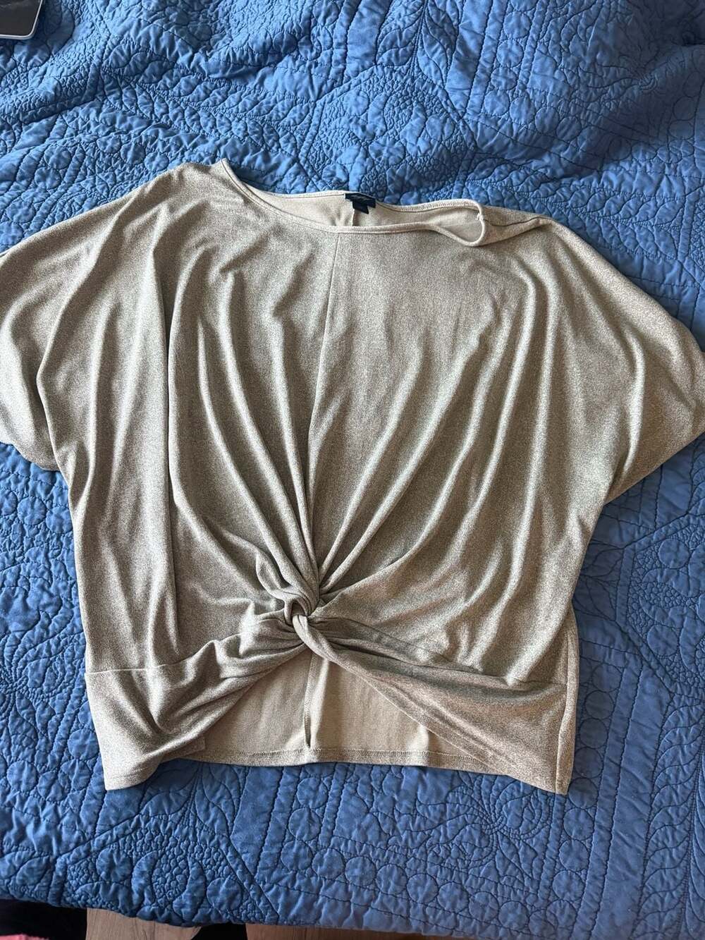 Daytrip Women's Shimmer Gold Knot-Front Batwing Sleeve Top Size 3X